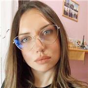 Laureanda in Lingue per la comunicazione internazionale offre lezioni di letteratura italiana